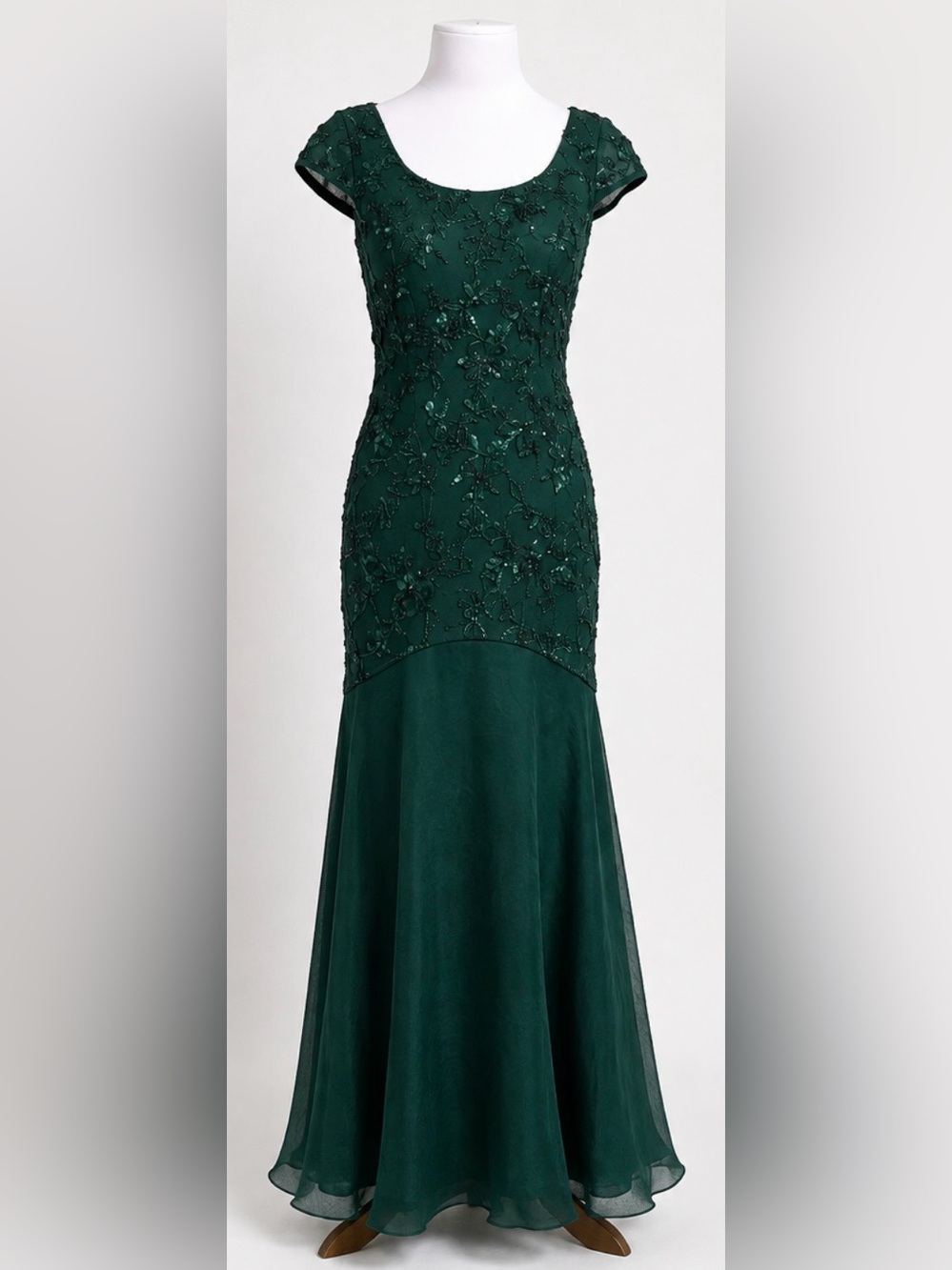 JS Collections Green Beaded Sequin Mermaid Formal Gown Size 6 NWT Evening Dress